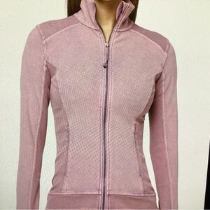 Lululemon Cut Class Women's Pink Jacket in washed Antionette.(size 10)